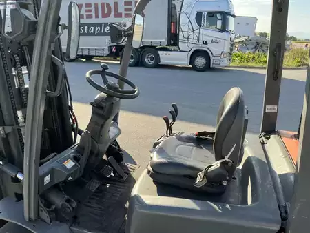 Carrelli elevatori diesel 2014  Doosan D30S-5 (5)
