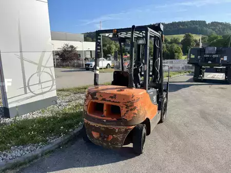 Carrelli elevatori diesel 2013  Doosan D30S-5 (3)