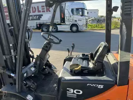 Carrelli elevatori diesel 2013  Doosan D30S-5 (5)