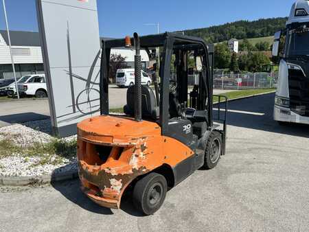 Empilhador diesel 2019  Doosan D30S-7 (3)