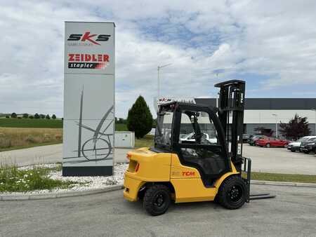 Diesel Forklifts 2023  TCM FD25-E2 NEUMASCHINE (2)