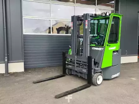 Seitenstapler 2026  Combilift CB2500D NEUMASCHINE (4)