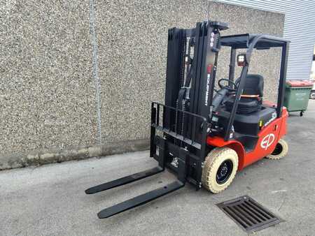 Elektro 4 Rad  EP Equipment EFL253 NEUMASCHINE (3)