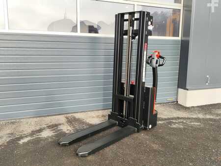 Ledstaplare gå 2025  EP Equipment ESL122 Lithium NEUMASCHINE (4)