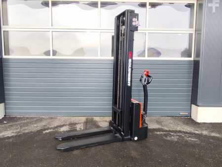 Ledstaplare gå 2025  EP Equipment ESL122 Lithium NEUMASCHINE (3)