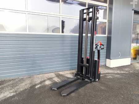 Ledstaplare gå 2025  EP Equipment ESL122 Lithium NEUMASCHINE (4)
