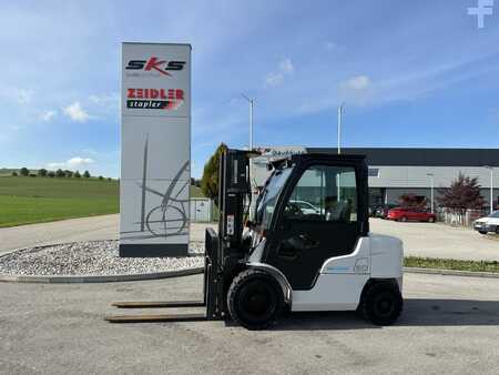 Diesel Forklifts 2021  Unicarriers DX2-30 (1)