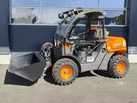 Chariots téléscopiques fixes 2026  Ausa T144 Hx4 NEUMASCHINE (2)