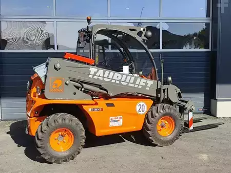 Chariots téléscopiques fixes 2026  Ausa T144 Hx4 NEUMASCHINE (4)
