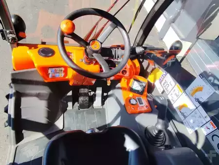 Chariots téléscopiques fixes 2026  Ausa T144 Hx4 NEUMASCHINE (7)