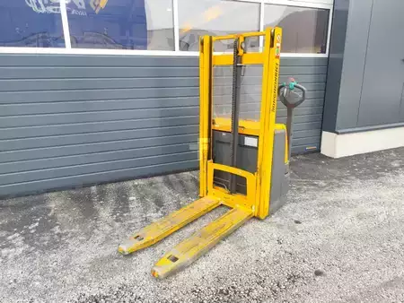 Ledestabler 2013  Jungheinrich EJC110 (4)