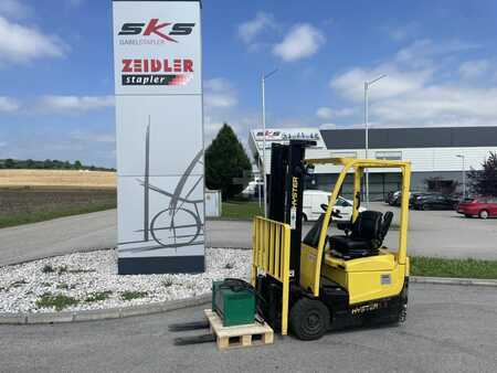 Elektro tříkolové VZV 2017  Hyster A1.3XNT (1)