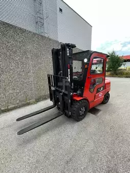 Elektro 4 Rad 2023  EP Equipment EFL302 GEBRAUCHTMASCHINE (3)