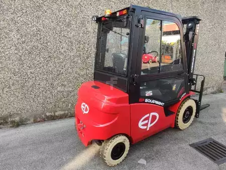 Elektro 4 Rad 2023  EP Equipment EFL253 NEUMASCHINE (2)