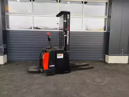 Ruční vysokozdvižný vozík 2024  EP Equipment ES16-RSI LI NEUMASCHINE (4)