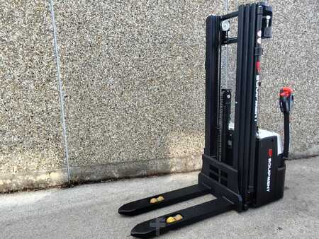 Hochhubwagen 2025  EP Equipment WSA161 NEUMASCHINE (2)