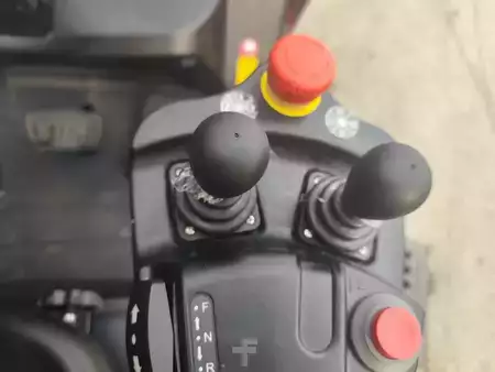 Elektro 4 Rad 2025  EP Equipment EFL253 NEUMASCHINE (4)