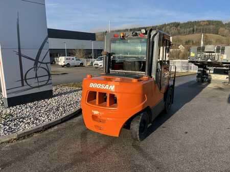 Dieselstapler 2011  Doosan D50C-5 (3)