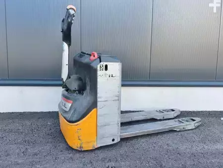 Transpallet elettrici 2016  Still EGV14 (3)