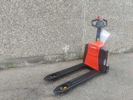 Porta-paletes elétrico - EP Equipment EPL154 NEUMASCHINE (2)