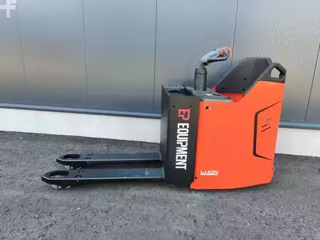 Niederhubwagen 2026  EP Equipment KPL201 NEUMASCHINE (2)