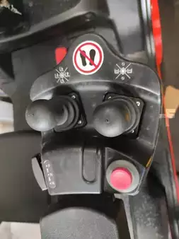 Elektro 4 Rad 2023  EP Equipment EFL353S NEUMASCHINE (5)