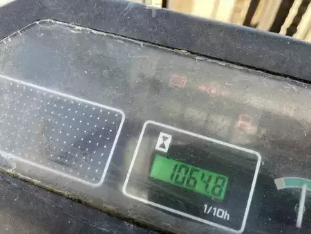 Dieselstapler 2017  Utilev UT25P (7)