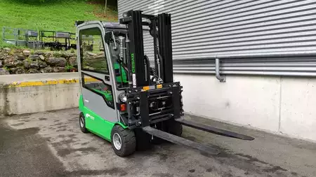 Elektro čtyřkolový VZV 2020  Cesab B420 (1)