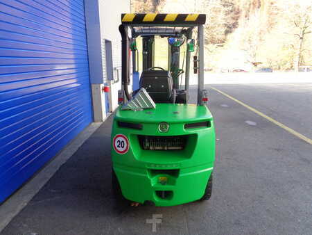 Diesel Forklifts 2021  Cesab M330DV (4)