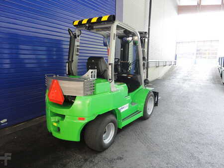 Wózki widłowe diesel 2022  Cesab PRINS TIGER XL 2.5 (5)