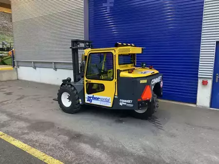 Wózki 4-kierunkowe 2022  Combilift RT (3)