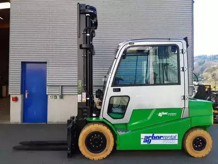 Eléctrica de 4 ruedas 2023  Cesab B650 (1)