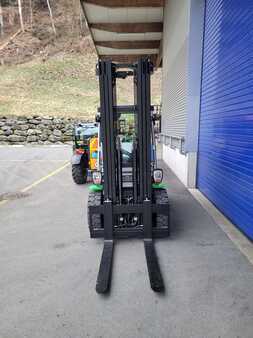 Diesel Forklifts 2022  Cesab M335DV (5)