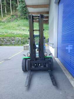 Wózki widłowe diesel 2023  Cesab M335DV (6)