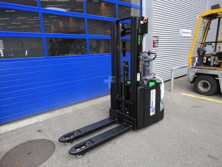 Wózek wysokiego podnoszenia 2023  Cesab S316L (5)