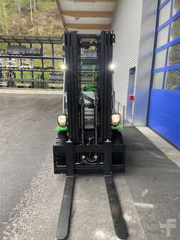 Diesel Forklifts 2023  Cesab M330DV (3)