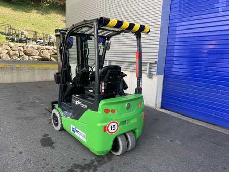 Carrelli elettrici 3 ruote 2023  Cesab B318II (7)