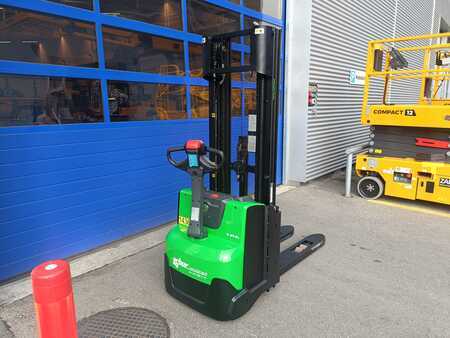 Ruční vysokozdvižný vozík 2024  Cesab S214L (2)