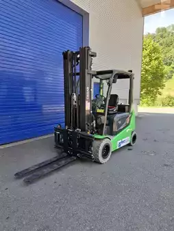 Elektromos 4 kerekű 2024  Cesab B635II (2)