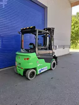 Elektromos 4 kerekű 2024  Cesab B635II (3)