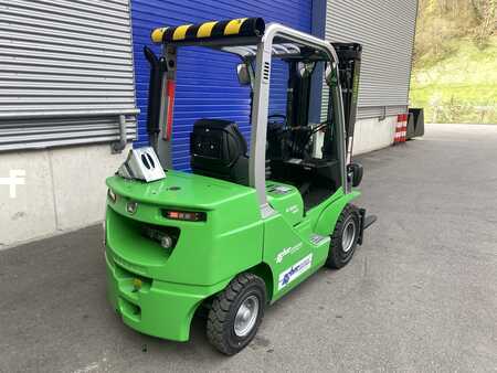 Carrelli elevatori diesel 2025  Cesab M325DV (7)