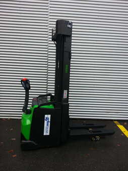 Pallet Stackers 2018  Cesab S216L (4) 