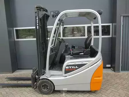 Carrelli elettrici 3 ruote 2009  Still RX20-15 (1)