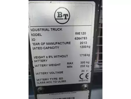 Apilador eléctrico 2013  BT RWE120 (13)