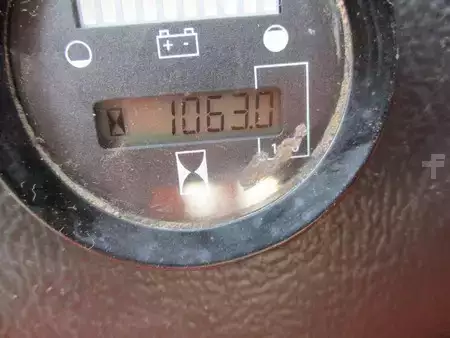 Apilador eléctrico 2013  BT RWE120 (15)