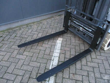 Sähkö - 3 pyör 2021  Still RX20-20L (9)