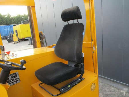 Vysokozdvižný vozík se sedadlem pro řidiče 2014  ICEM GTE70 190FL (6)