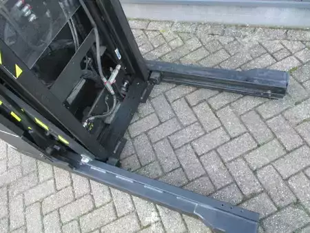 Pinontavaunu 2017  Toyota SWE120XR (11)