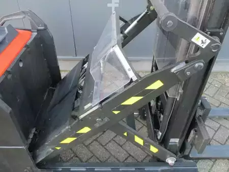 Pinontavaunu 2017  Toyota SWE120XR (12)