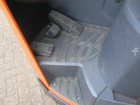 Reach Truck 2012  BT RRE 160 (11)